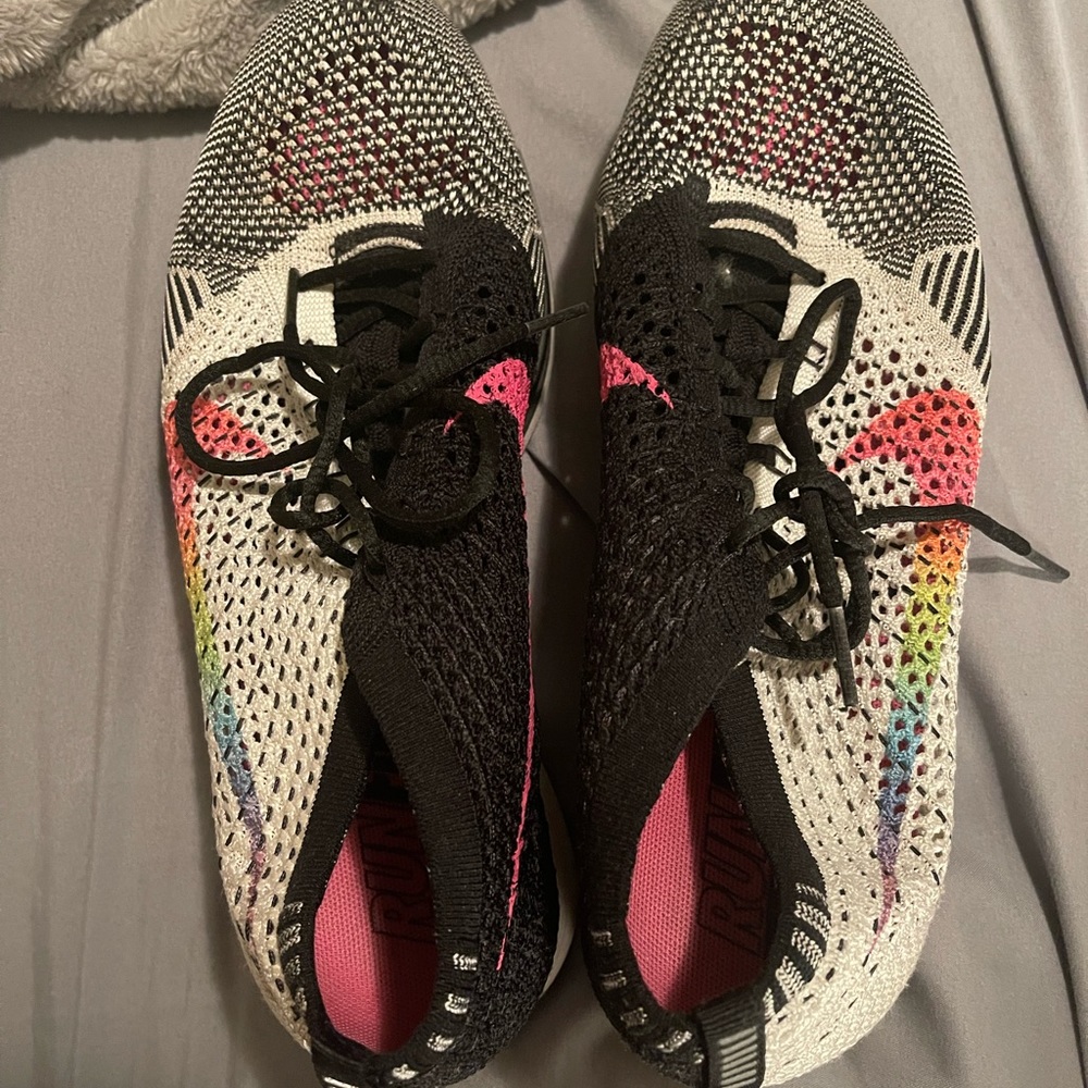 Be true fly knit